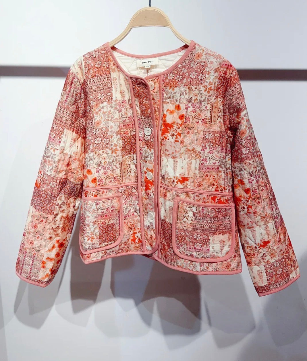 Veste rose à fleurs - Caroline