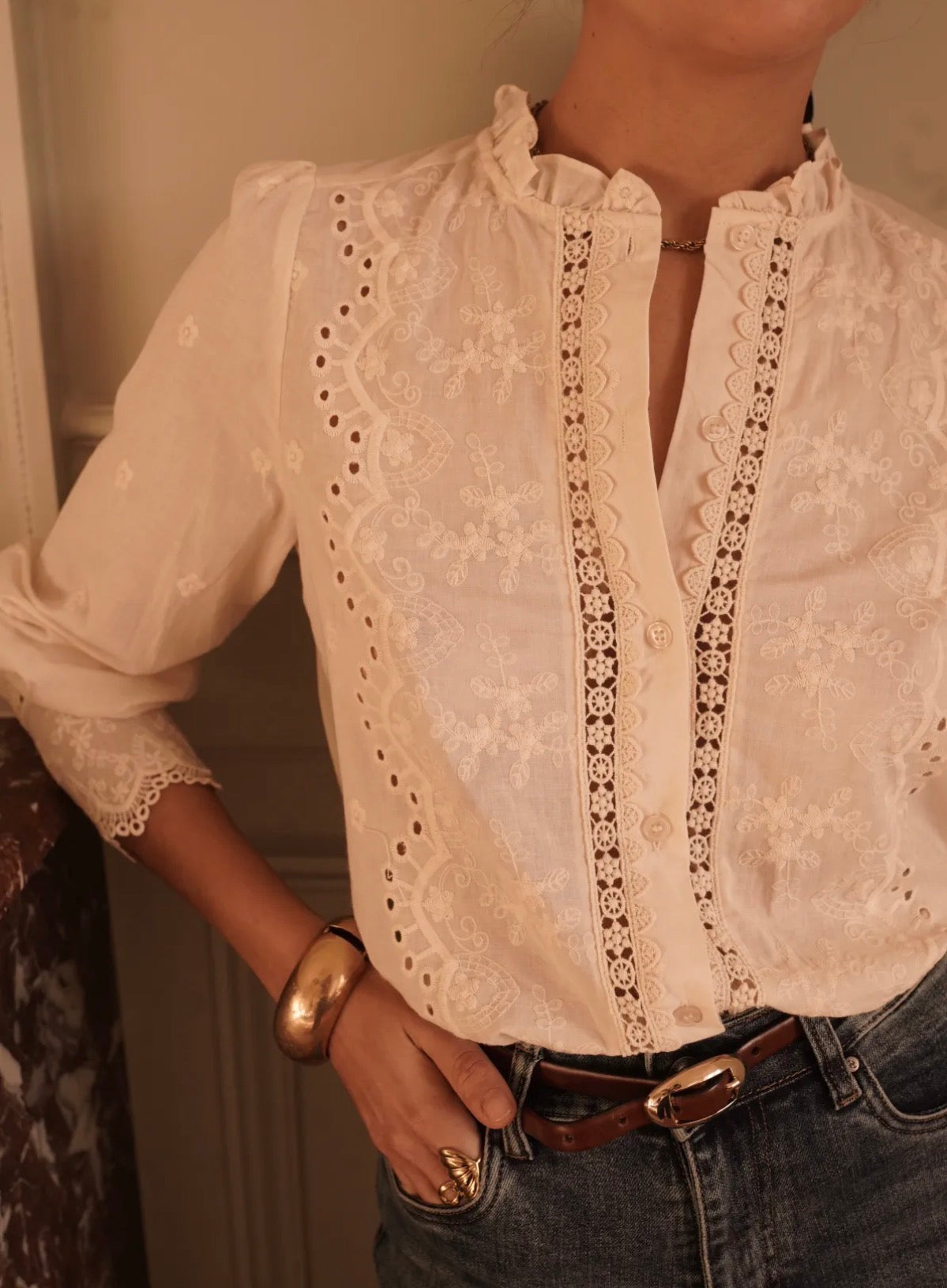 Blouse brodée beige - Carla